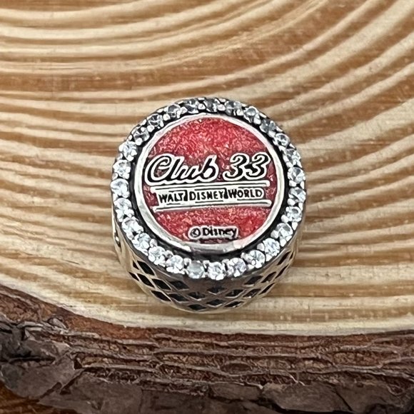 Pandora Club 33 Walt Disney World Bead Charm - Picture 2 of 3